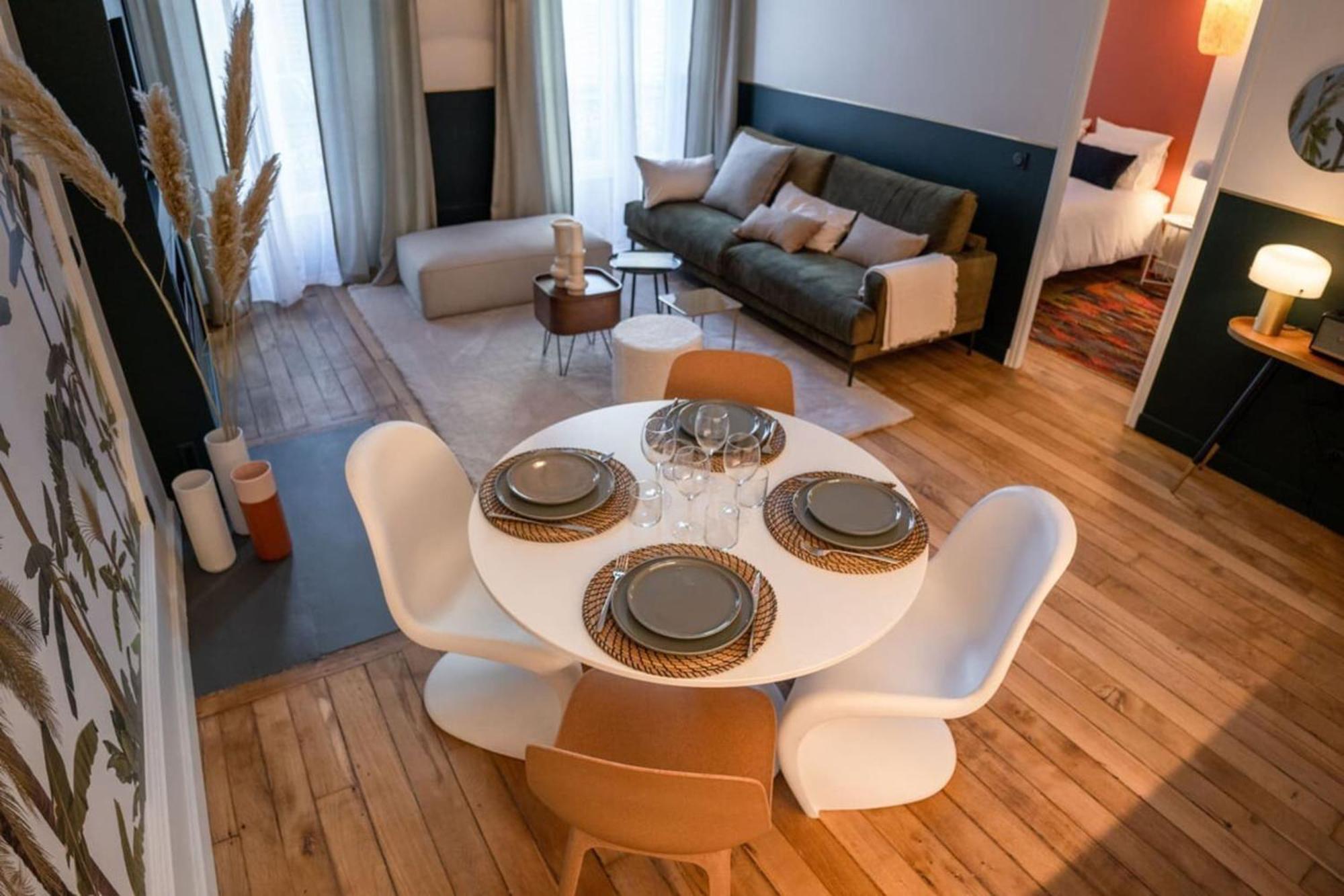 Beige Hospitalite - Coco - Hypercentre-2Chambres-Parking-Zen Saint-Etienne  Exterior photo